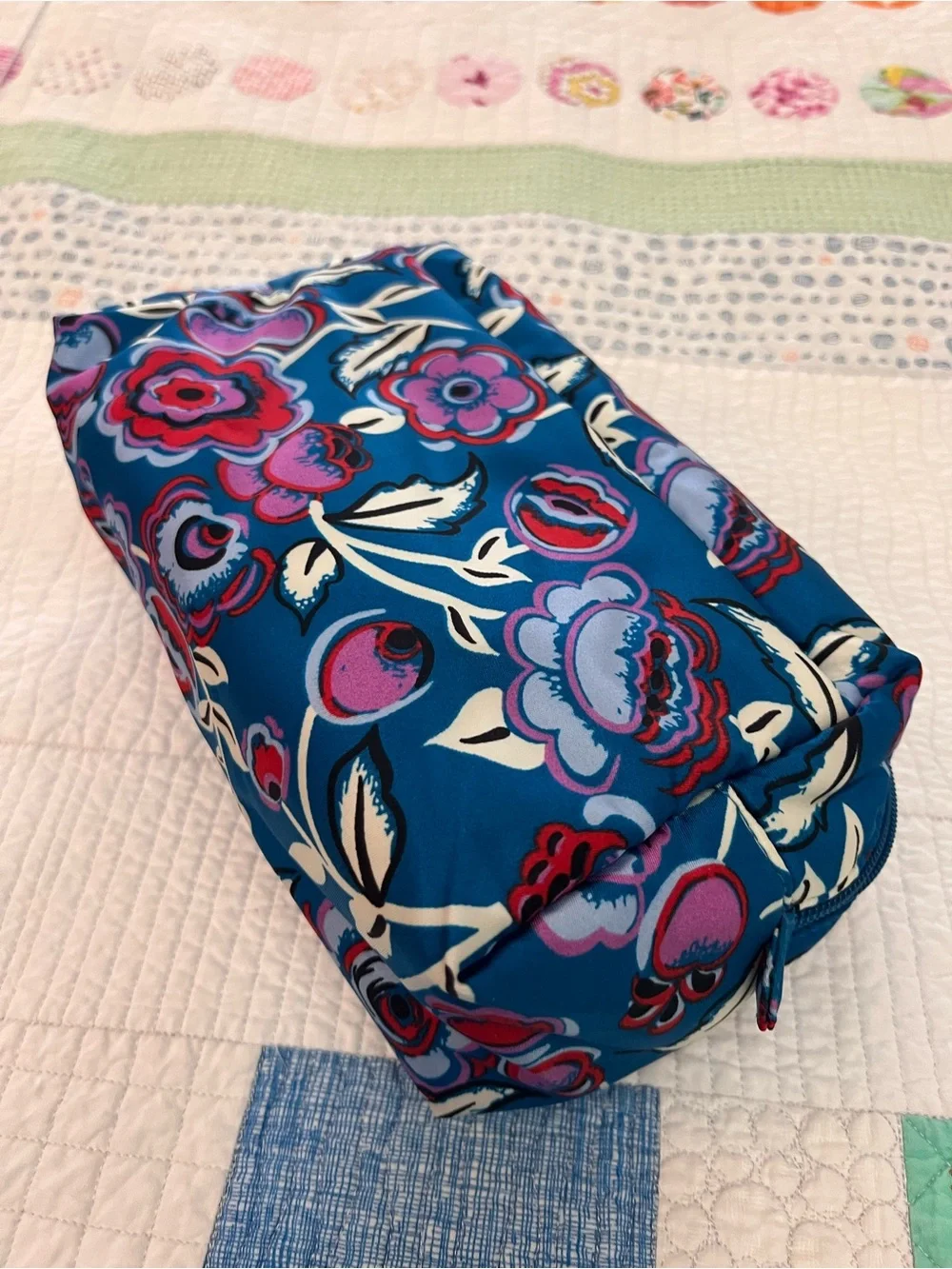 Vera Bradley Floral Blue Zip Cosmetic Pouch - Women's Bag